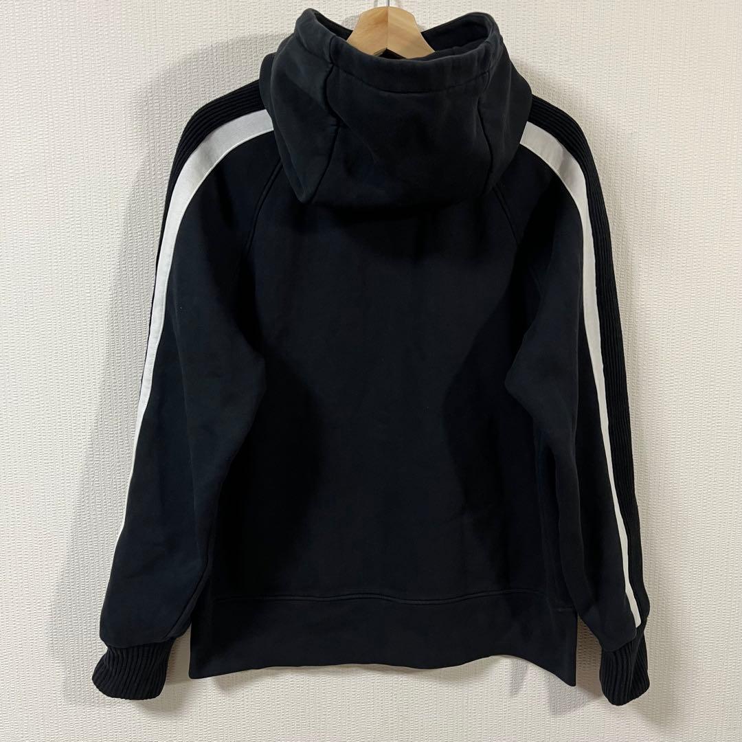 バーバリー　BURBERRY　ラインパーカー　Sサイズ　ブラック