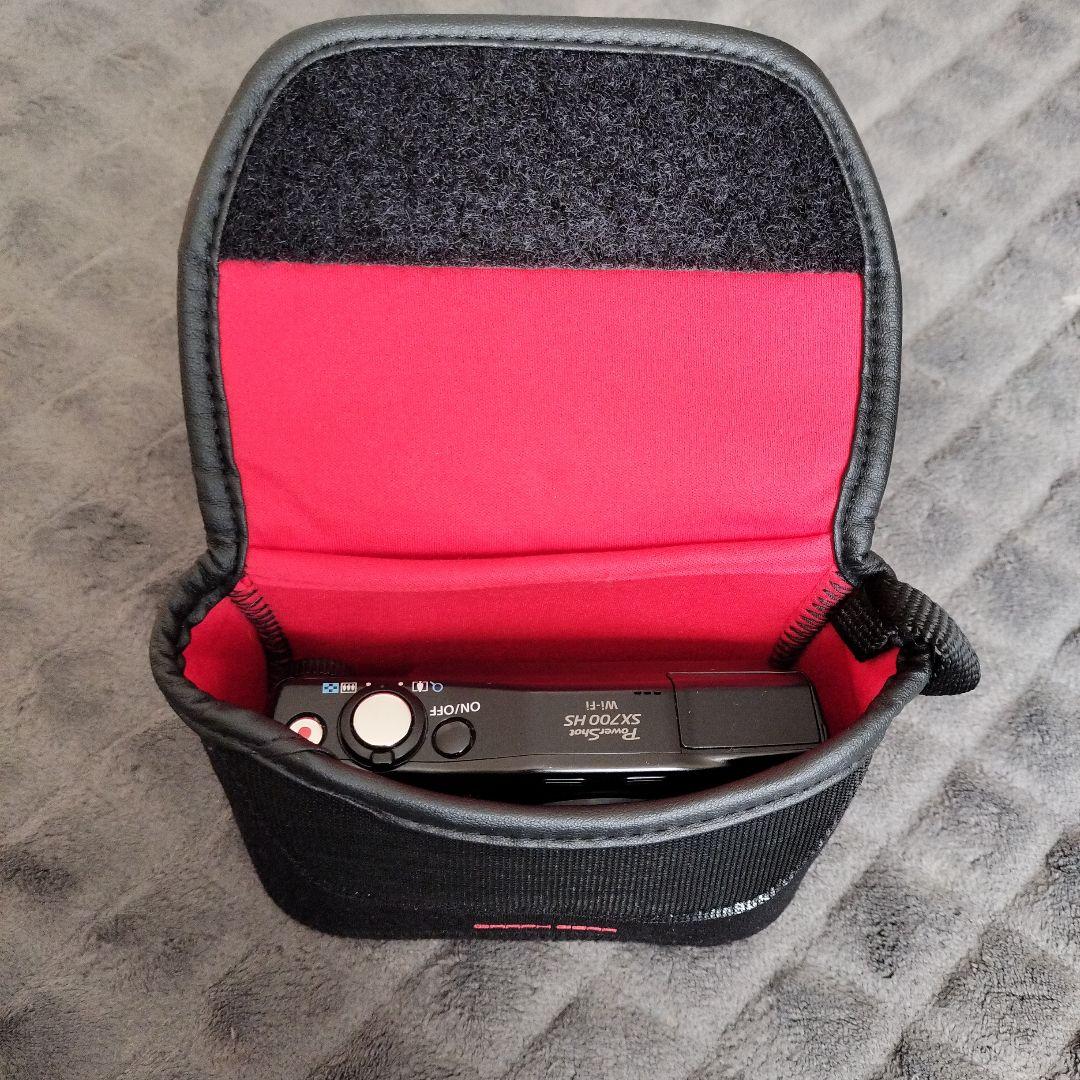 Canon PowerShot SX700 HS 本体と付属品