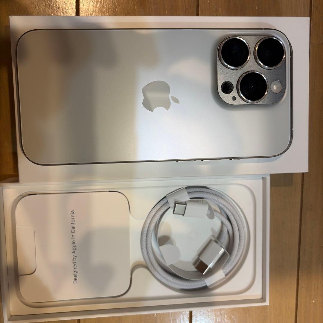 スマートフォン本体 Apple iPhone15pro256GB