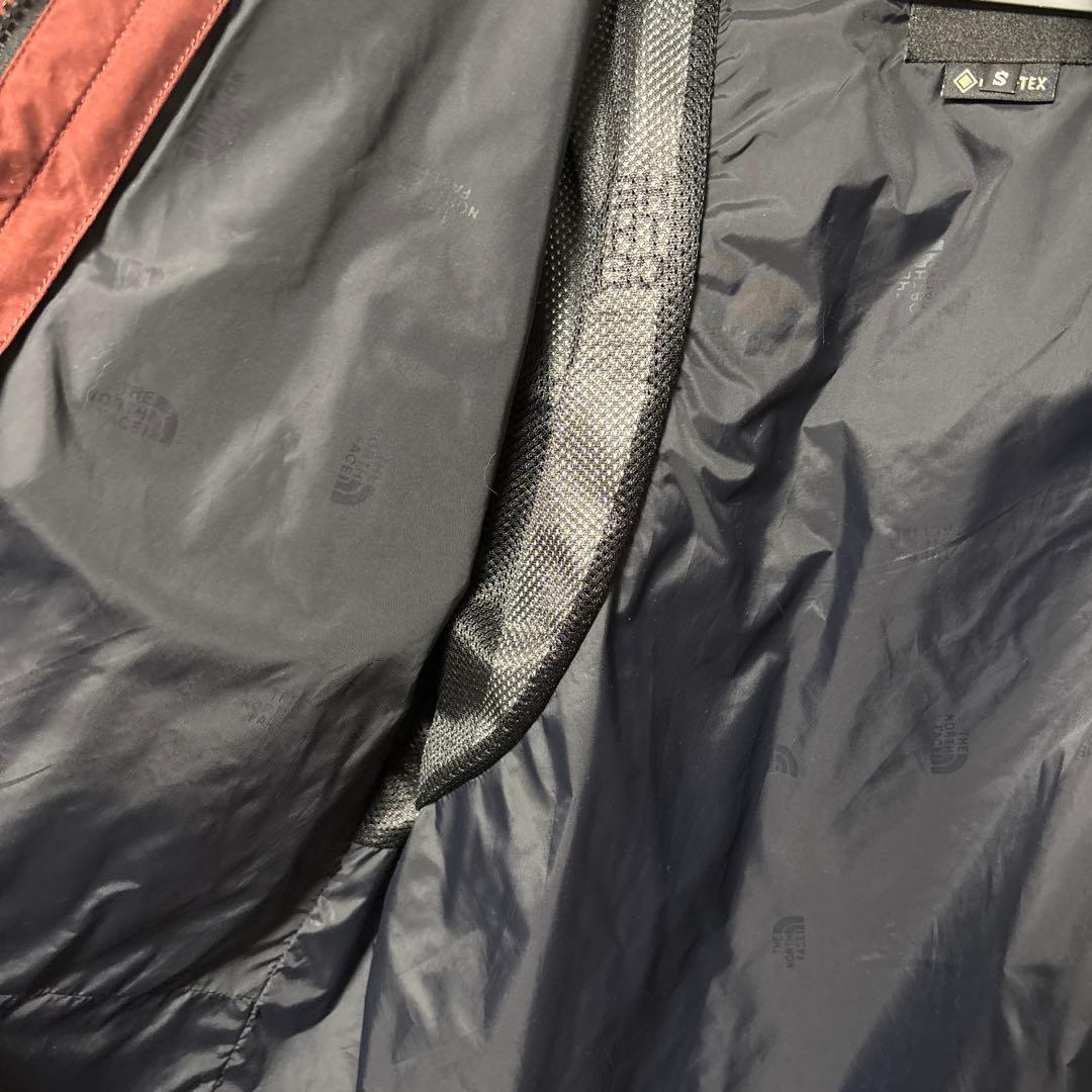 NP12130R ノースフェイス　マウンテンライトジャケット　ボルドー