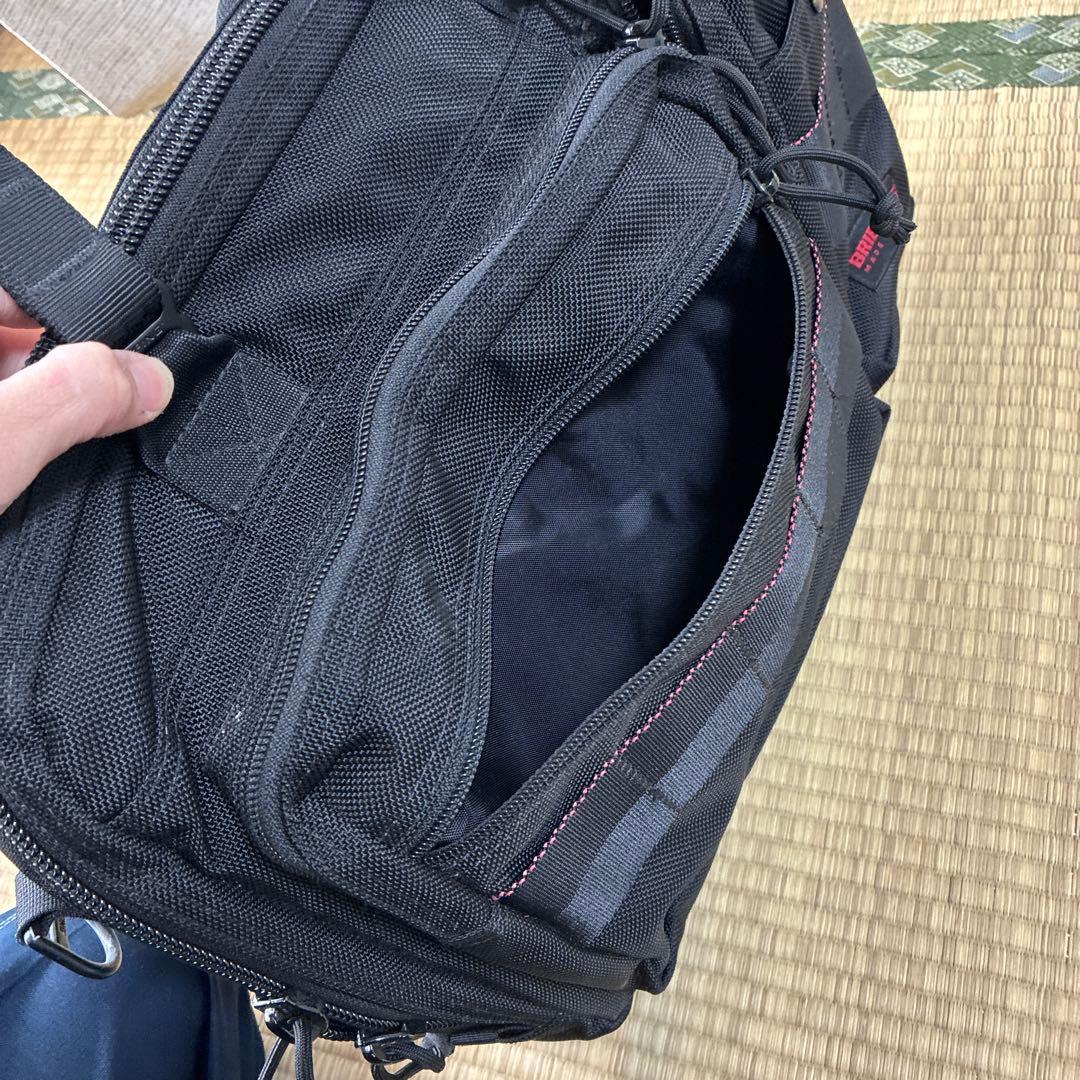 BRIEFING A4 LINER ブラック ブリーフィング 黒 ストラップ付