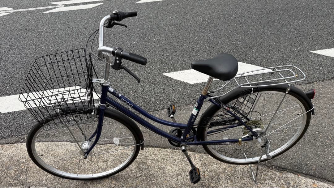 シティサイクル ネイビー 6段変速 前バスケット付き