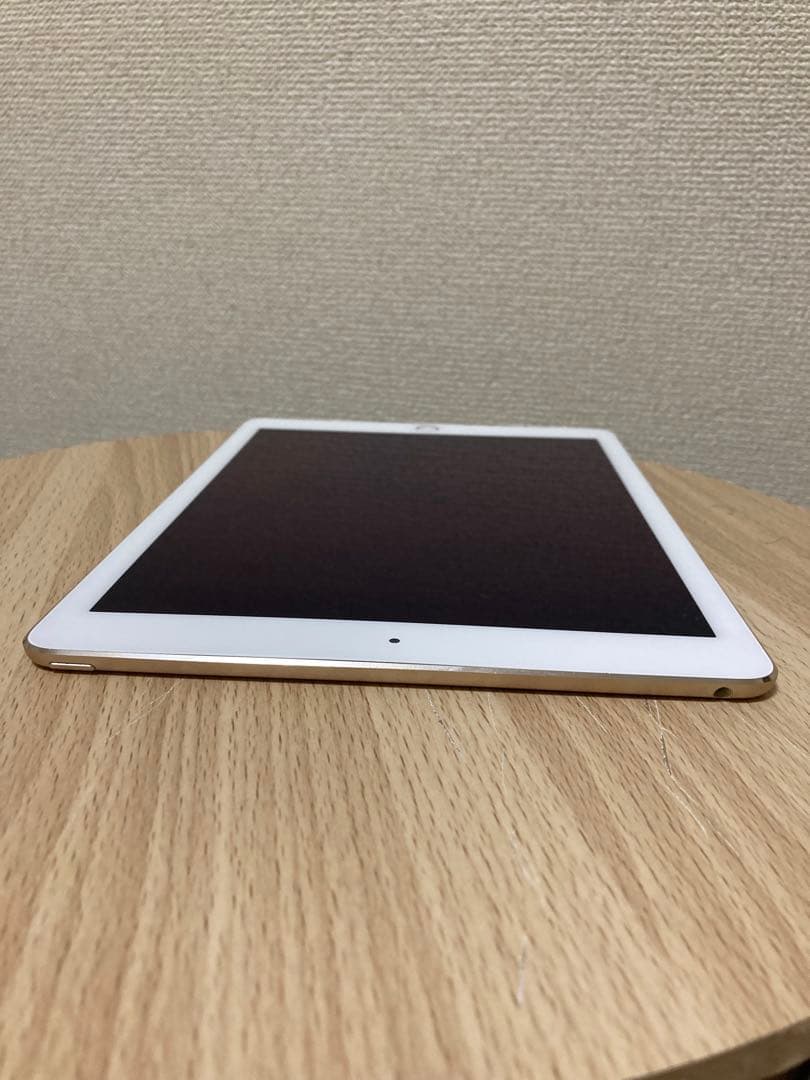 Apple iPad Air 2 wifiモデル64GB本体