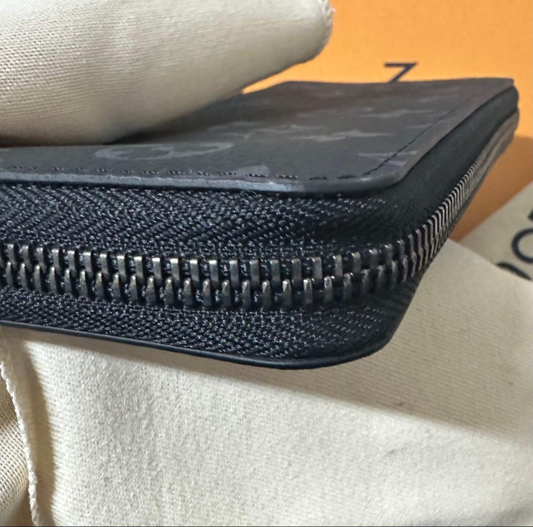 ルイ・ヴィトン　ジッピーウォレット