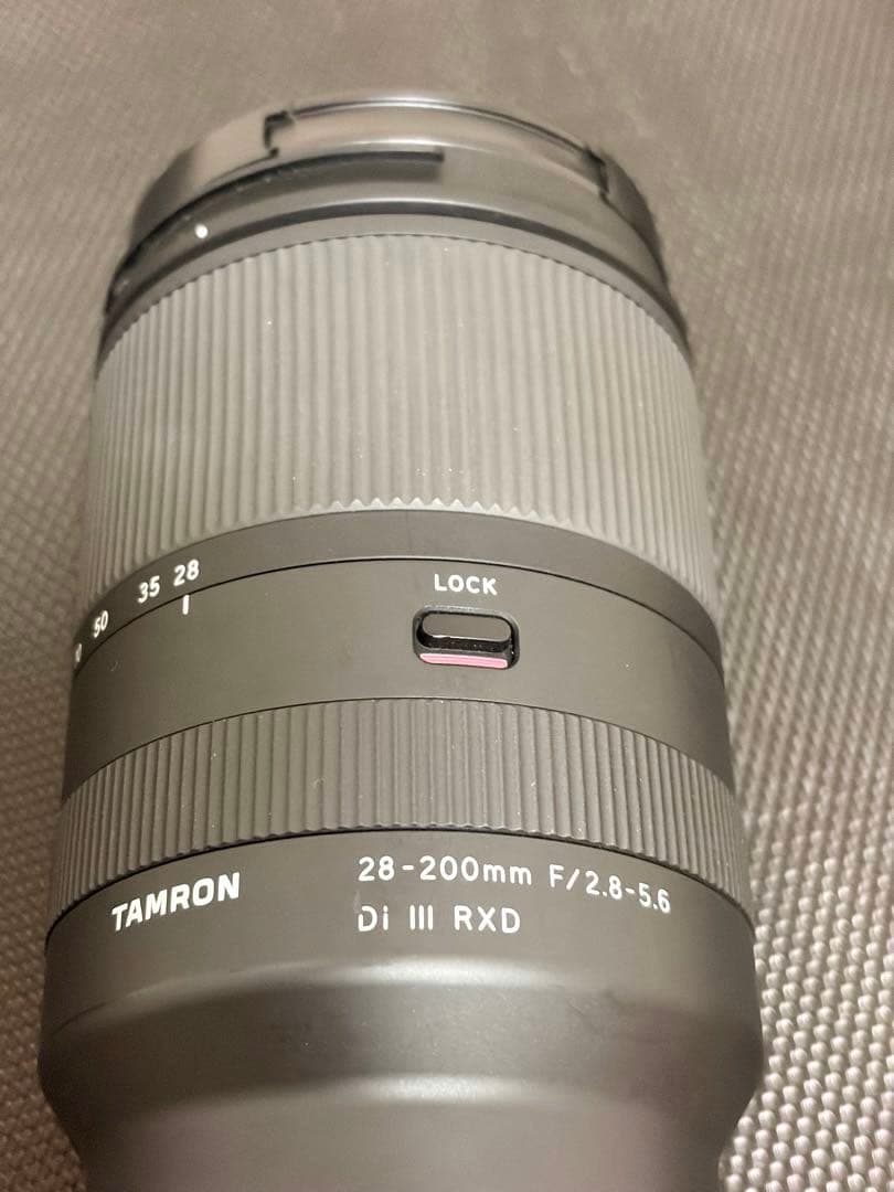 タムロン 28-200mm F2.8-5.6 Di III RXD A071