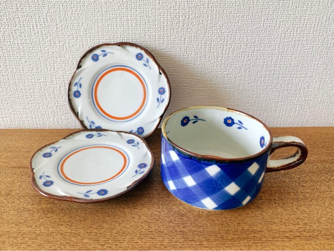 大塚温子さん　マグカップと小皿　3点セット　未使用
