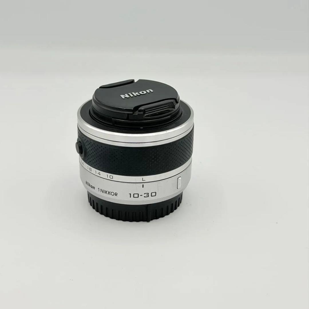 Nikon 1 J1 ニコン　デジタルカメラ　レンズ　シルバー　ボディ　箱あり
