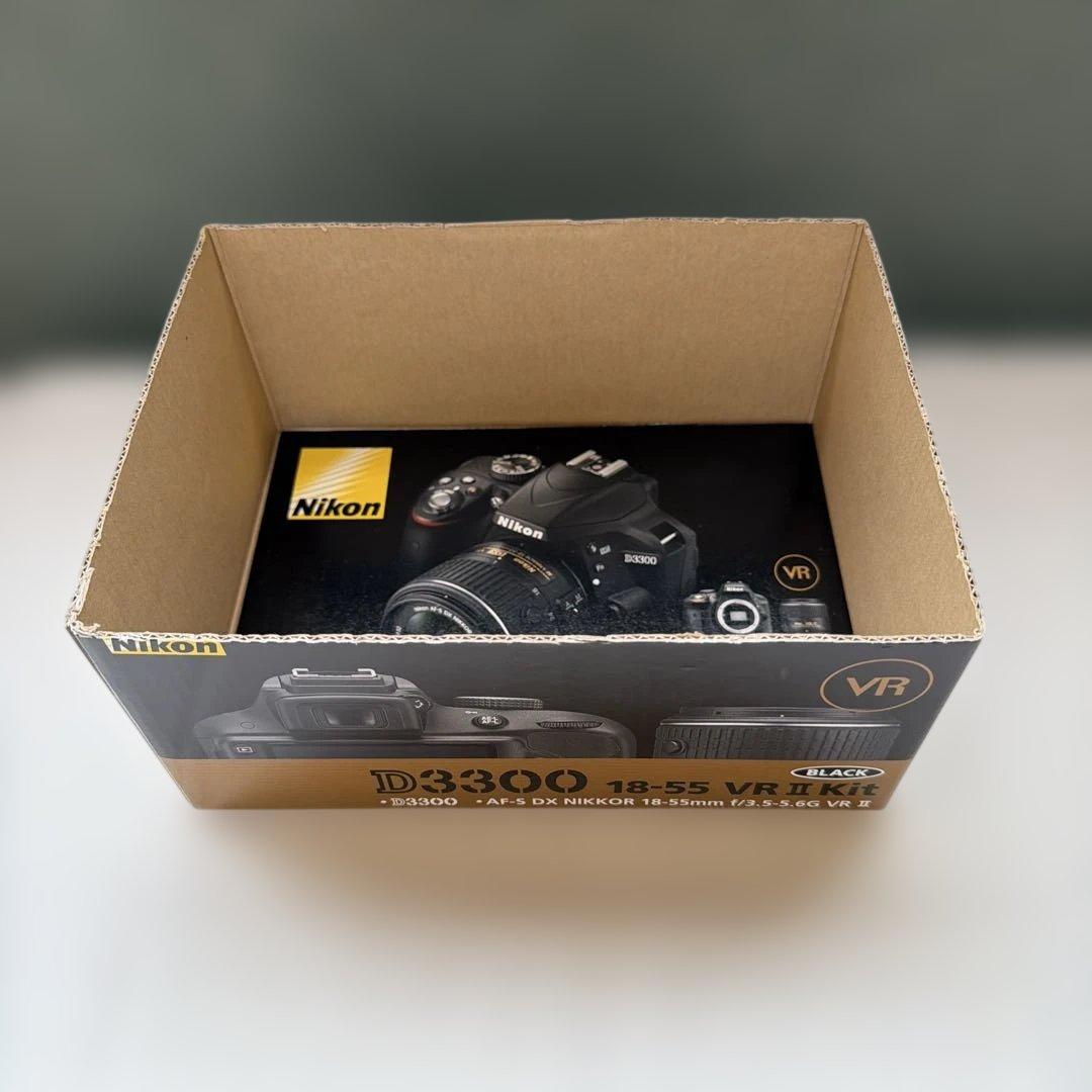 Nikon D3300 デジタル一眼レフカメラ ダブルズームレンズキット　美品