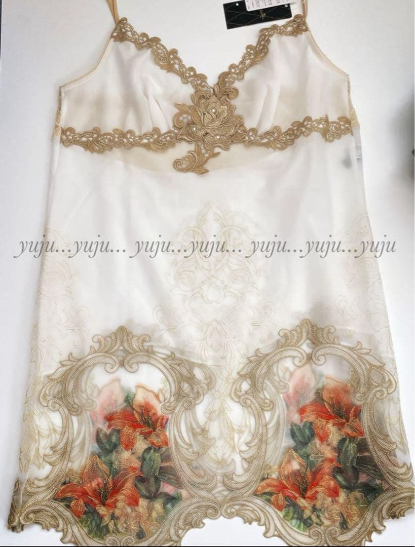 ワコール/サルート 82 新品タグ付 スリップL プレステージ