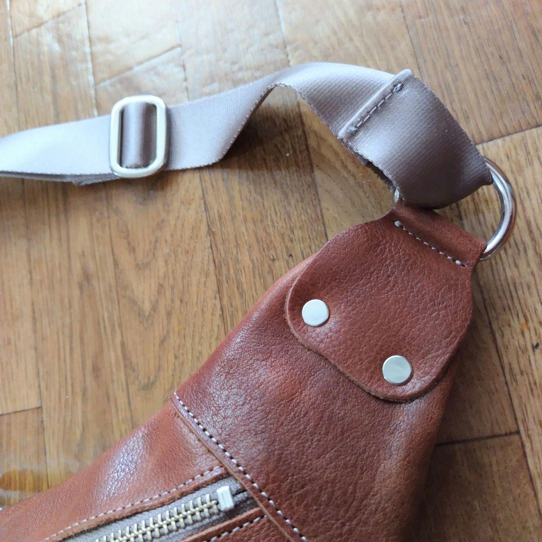 け*ん様 ハンドメイド　ボディバッグ　本革　クリーマー　特大　ブラウン　新品　1