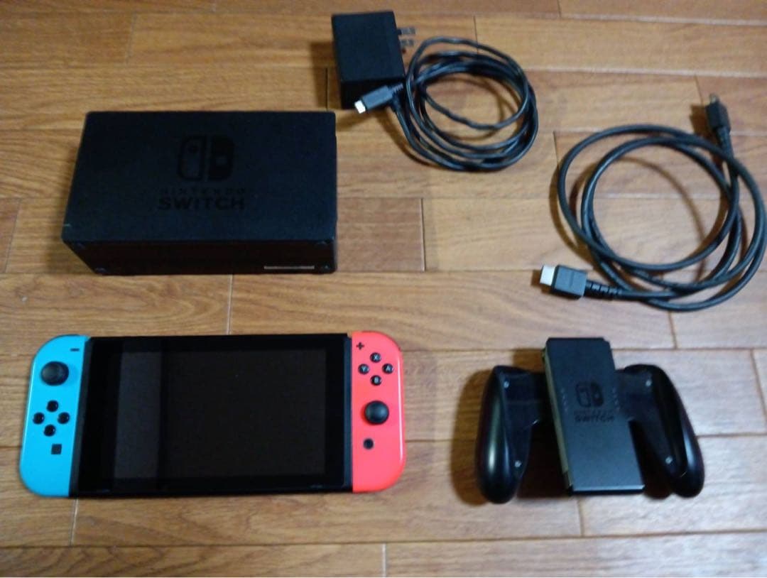 値下げ！Nintendo Switch ネオンブルー/ネオンレッド 本体