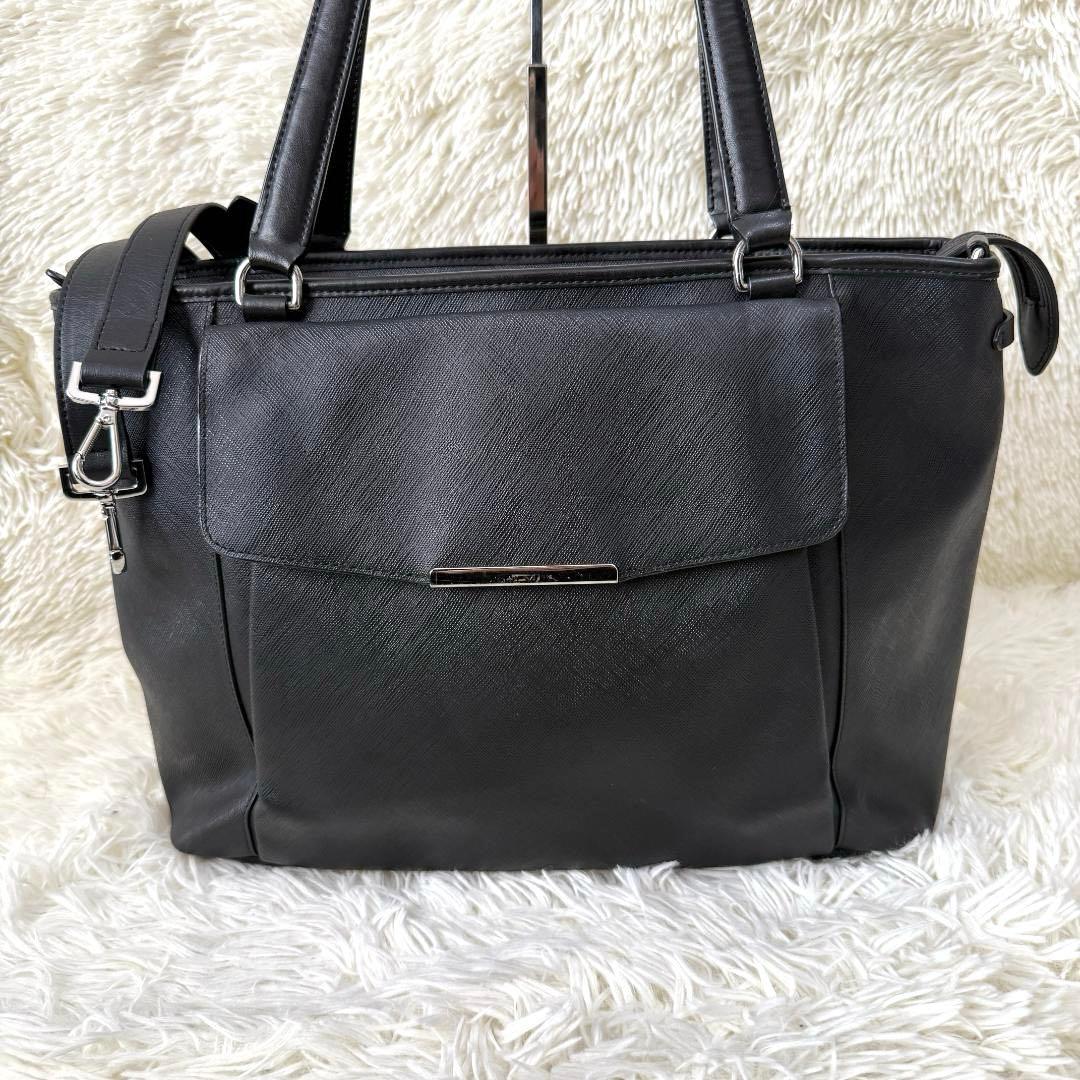 ひろ様✨TUMI トゥミ レザー トートバッグ ビジネスバッグ ロゴ刻印 A4