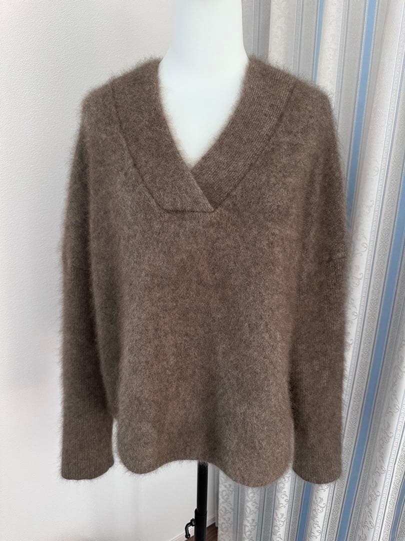 noble ノーブル　ファーニットVネックプルオーバー　ブラウン