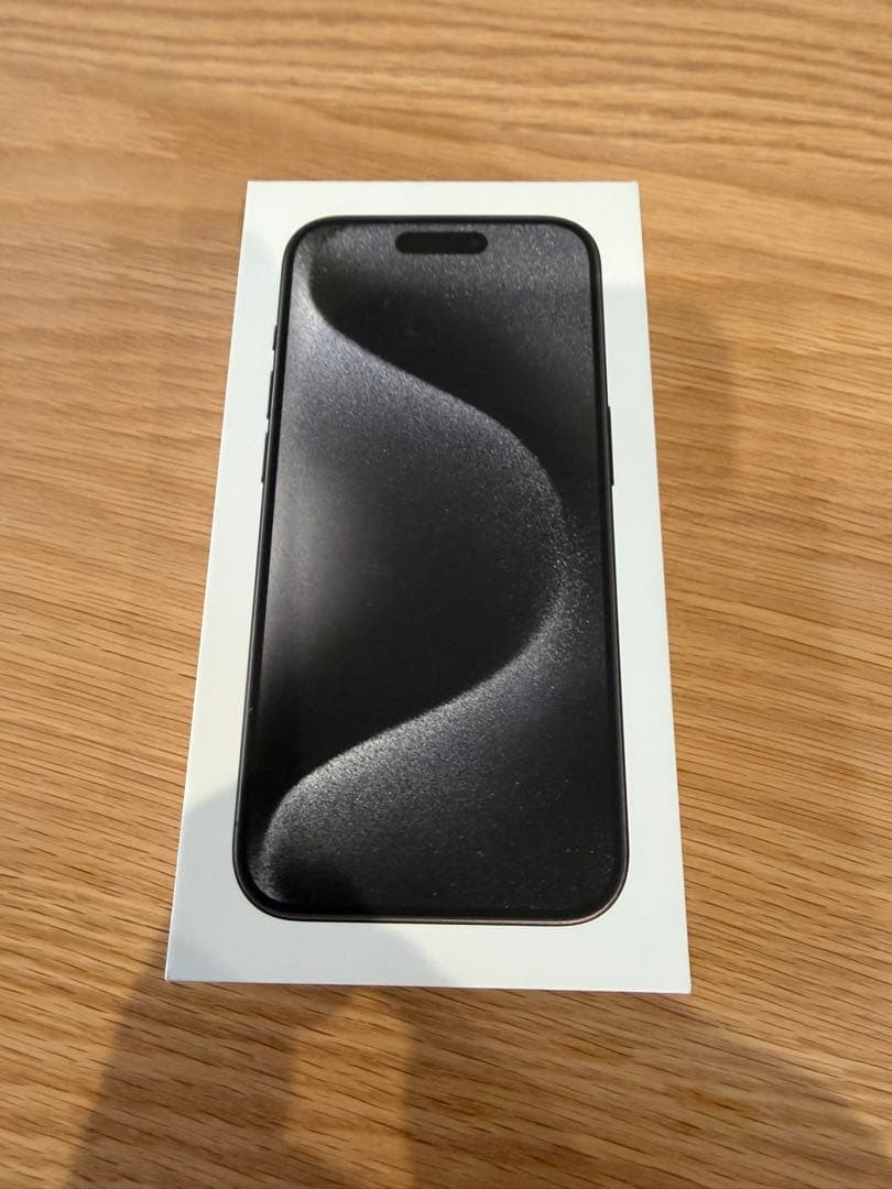 美品！Apple iPhone 15 Pro ブラックチタニウム 128GB