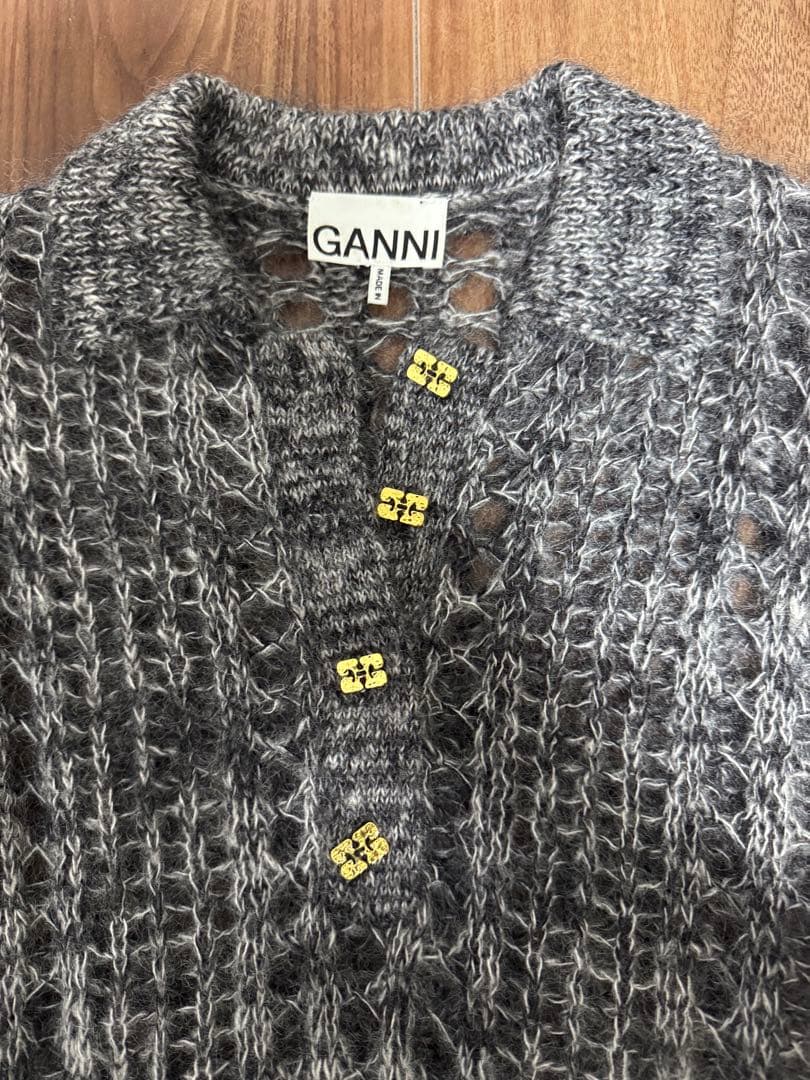 トップス GANNI