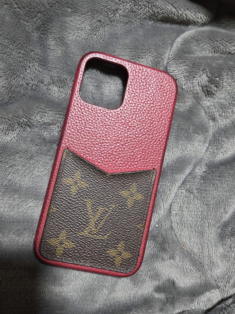 iPhone12.12Pro対応。携帯カバー。ルイヴィトン。