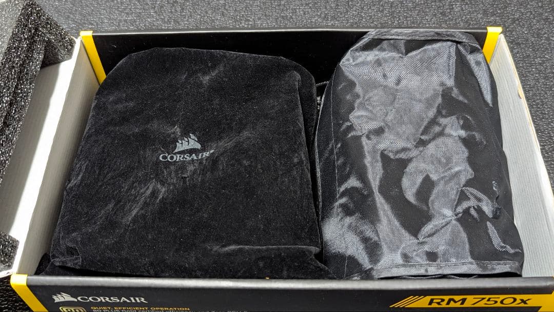 電源ユニット Cherubi Urd CORSAIR RM750x 750W