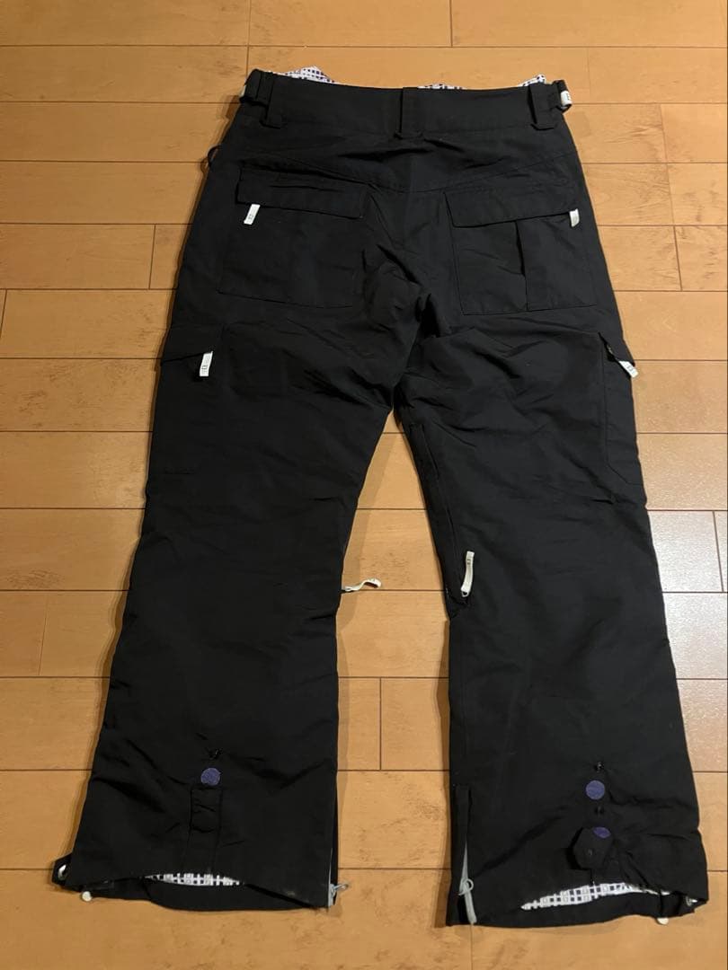 ENLIGHTENMENT（エンライトメント） スノーボードウェア