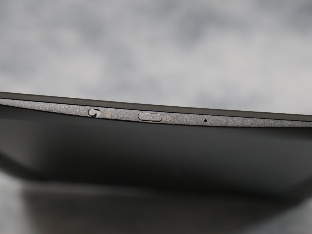 ワコム製ペンタブレット Intuos Pro Medium PTH-660/K0