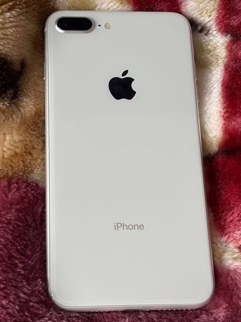 iPhone8plus シルバー 256GB 本体