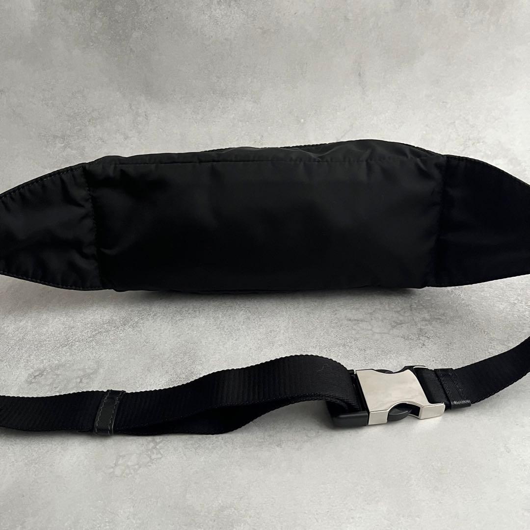 【極美品✨現行】PRADA ウエストバッグ　RFID認識済み　Re-Nylon