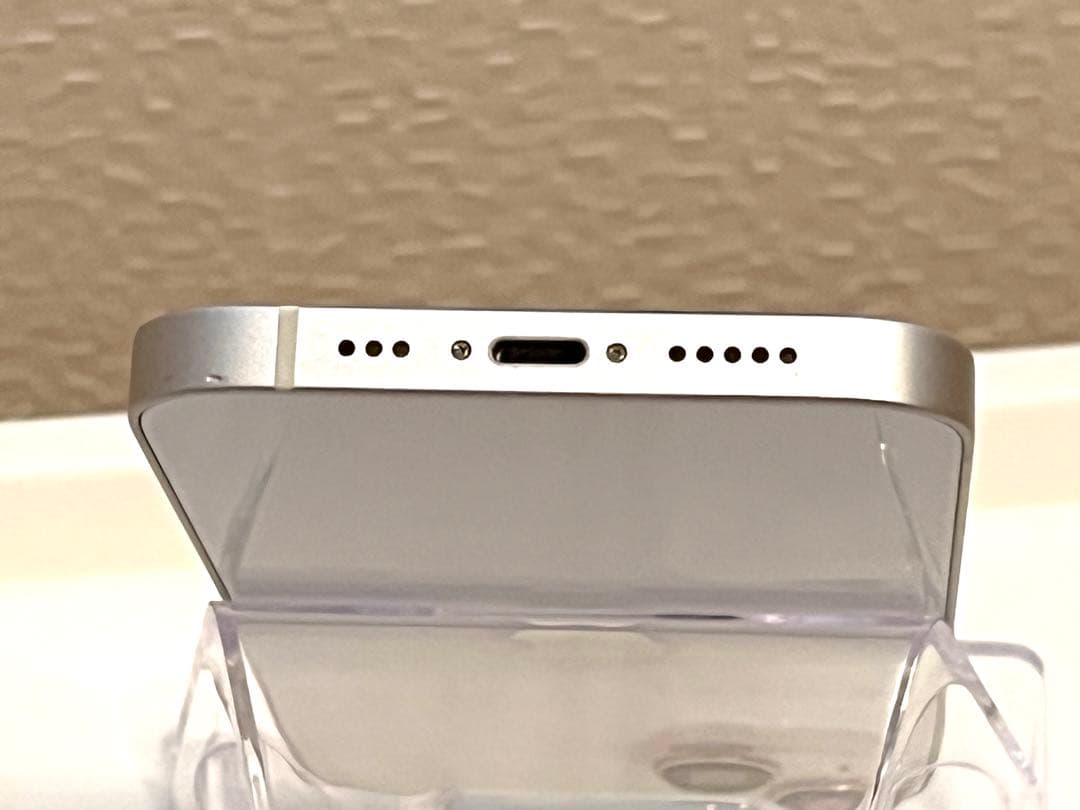 【週末値下げ！】Apple iPhone 13 スターライト128GB※訳あり