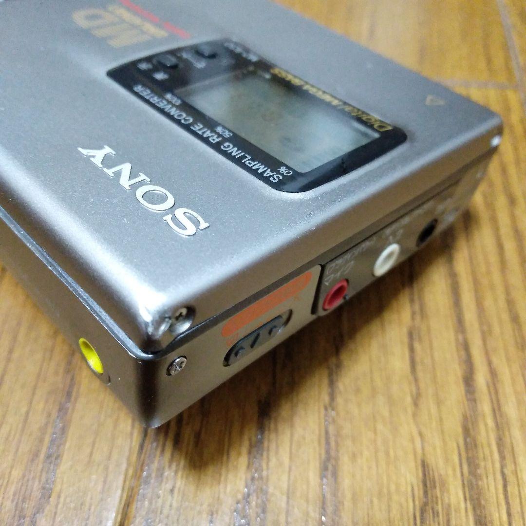 送料込み匿名配送　SONYソニーMDウォークマンMZ-R30 本体のみオマケ無し