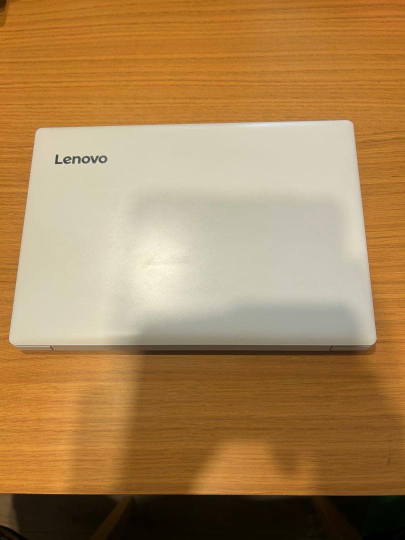 ノートパソコン　Lenovo レノボ S130-11IGM