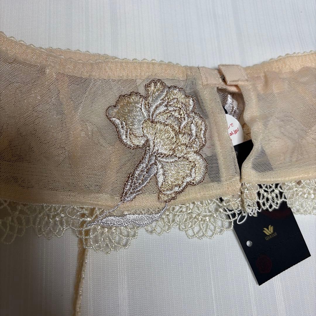 サルート花柄刺繍 ブラジャーショーツガーターセットC75/M