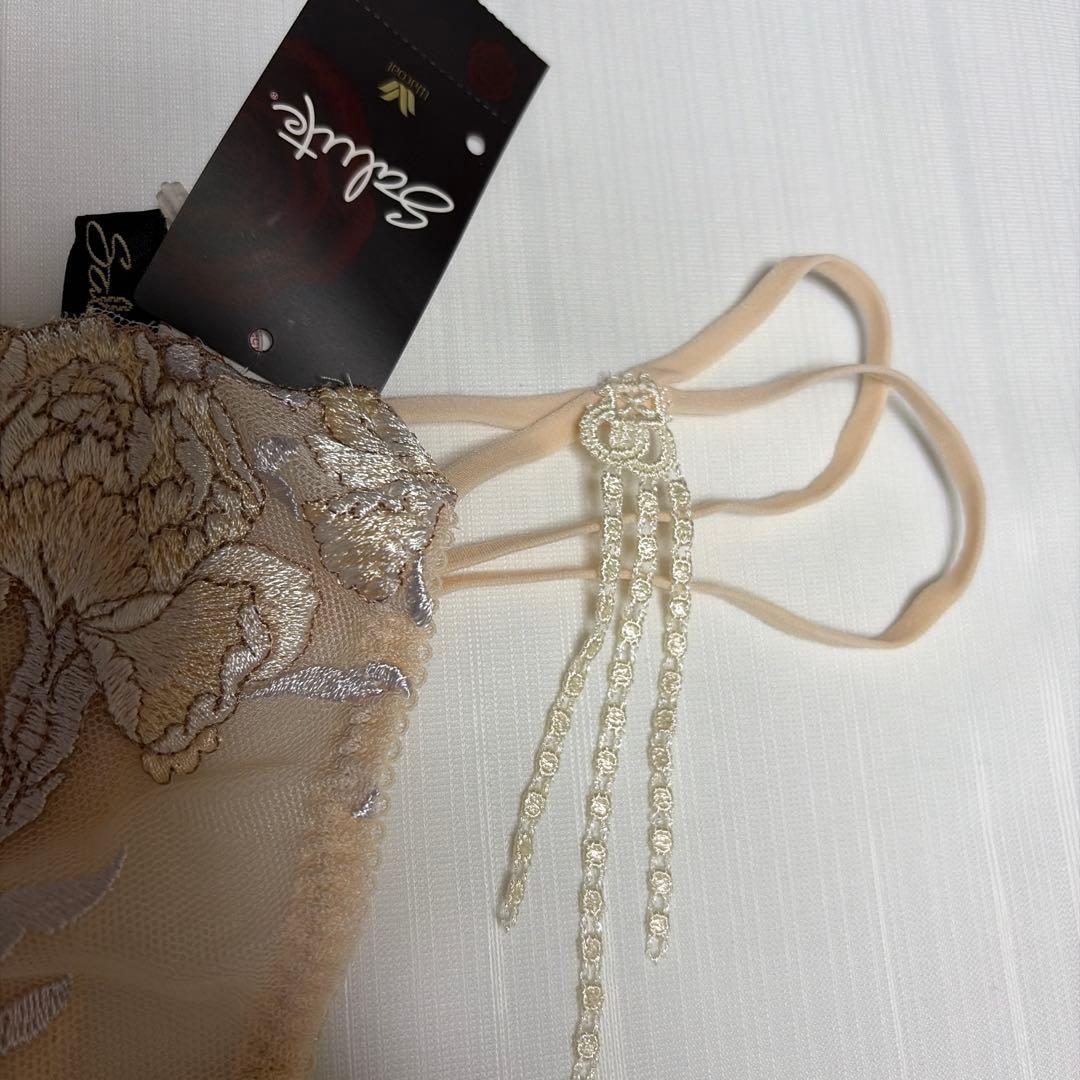 サルート花柄刺繍 ブラジャーショーツガーターセットC75/M