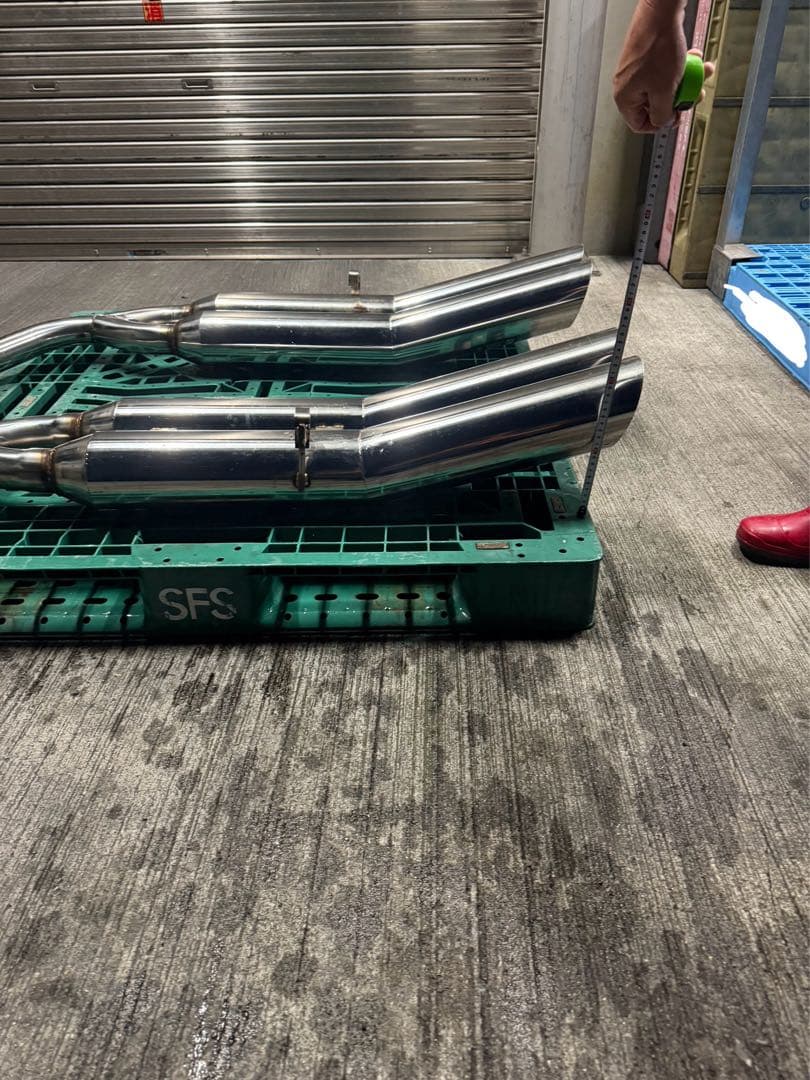 10セルシオ　直管マフラー