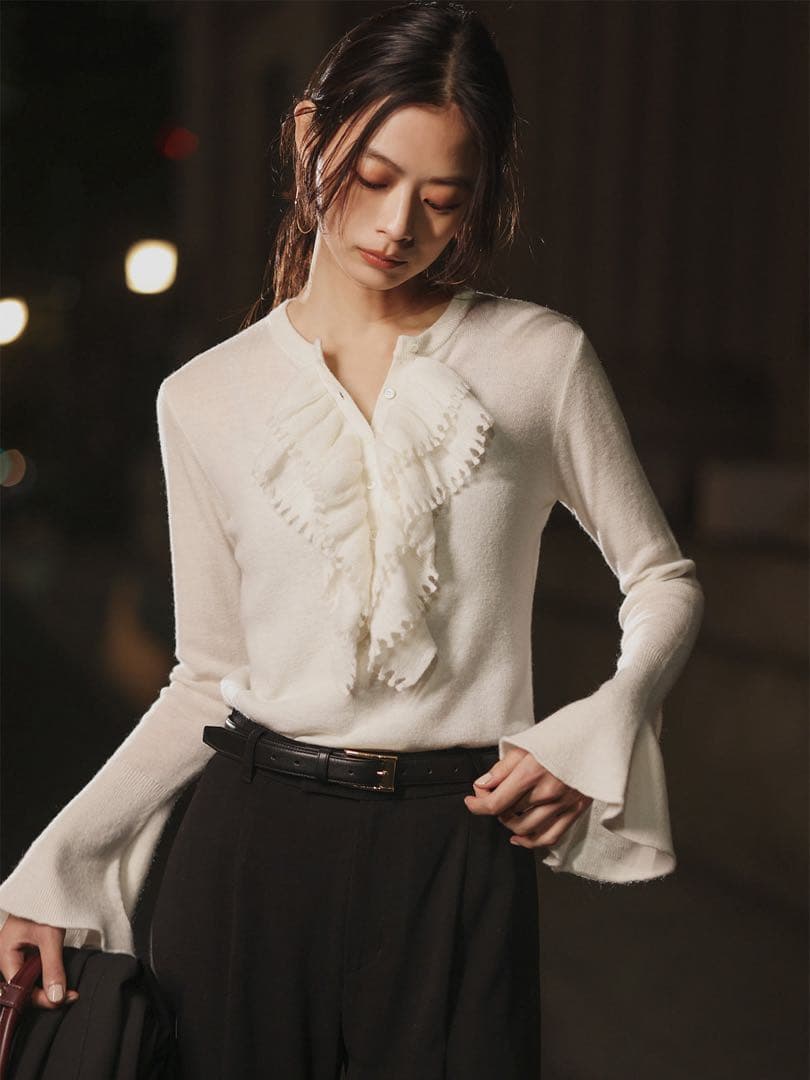 anuans カスケードフリルニットトップス　ivory