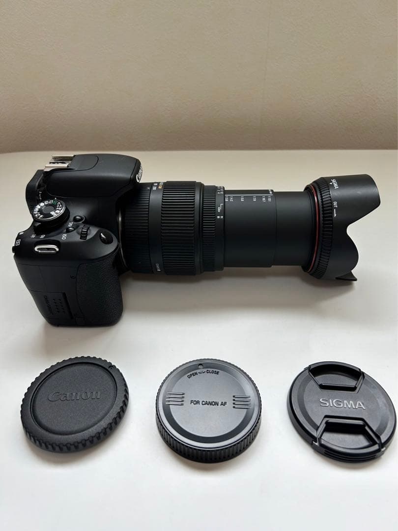 があとCanon EOS Kiss X5