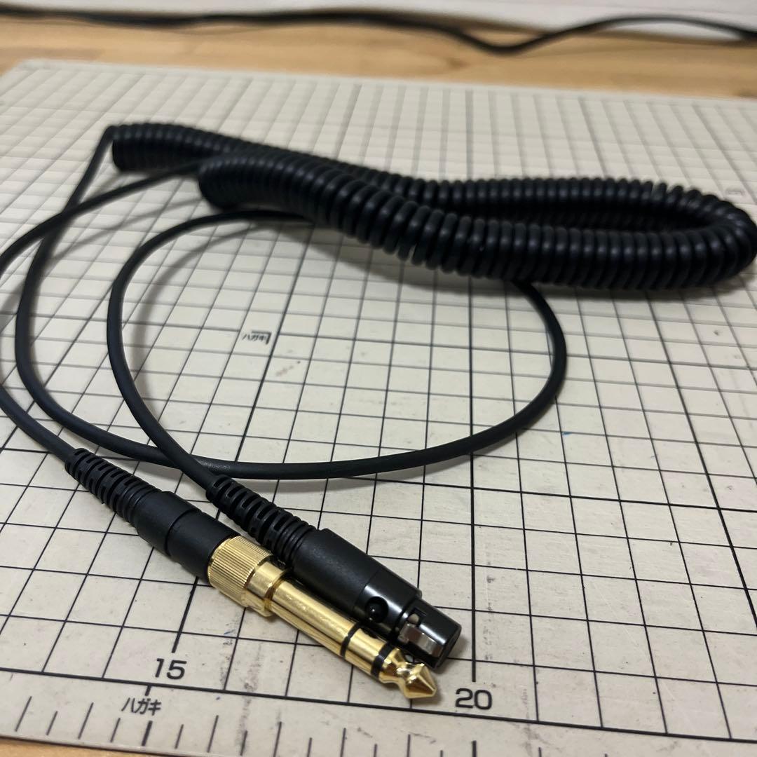 ヘッドホン AKG K240-PP Peaky P-Key