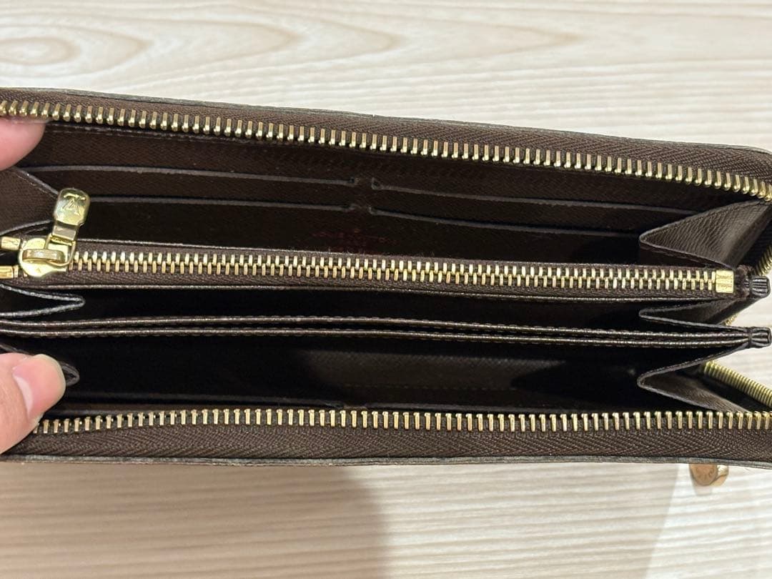 極美品　ルイヴィトンジッピーウォレット　ダミエ　メンズ　レディース　岡山高島屋店