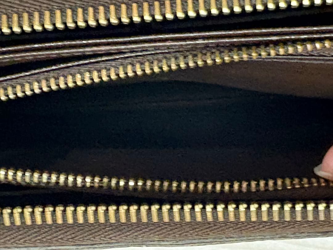 極美品　ルイヴィトンジッピーウォレット　ダミエ　メンズ　レディース　岡山高島屋店