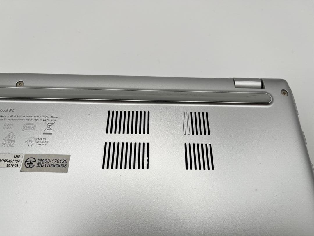 Windowsノート本体 ASUS VivoBook 15 X512F