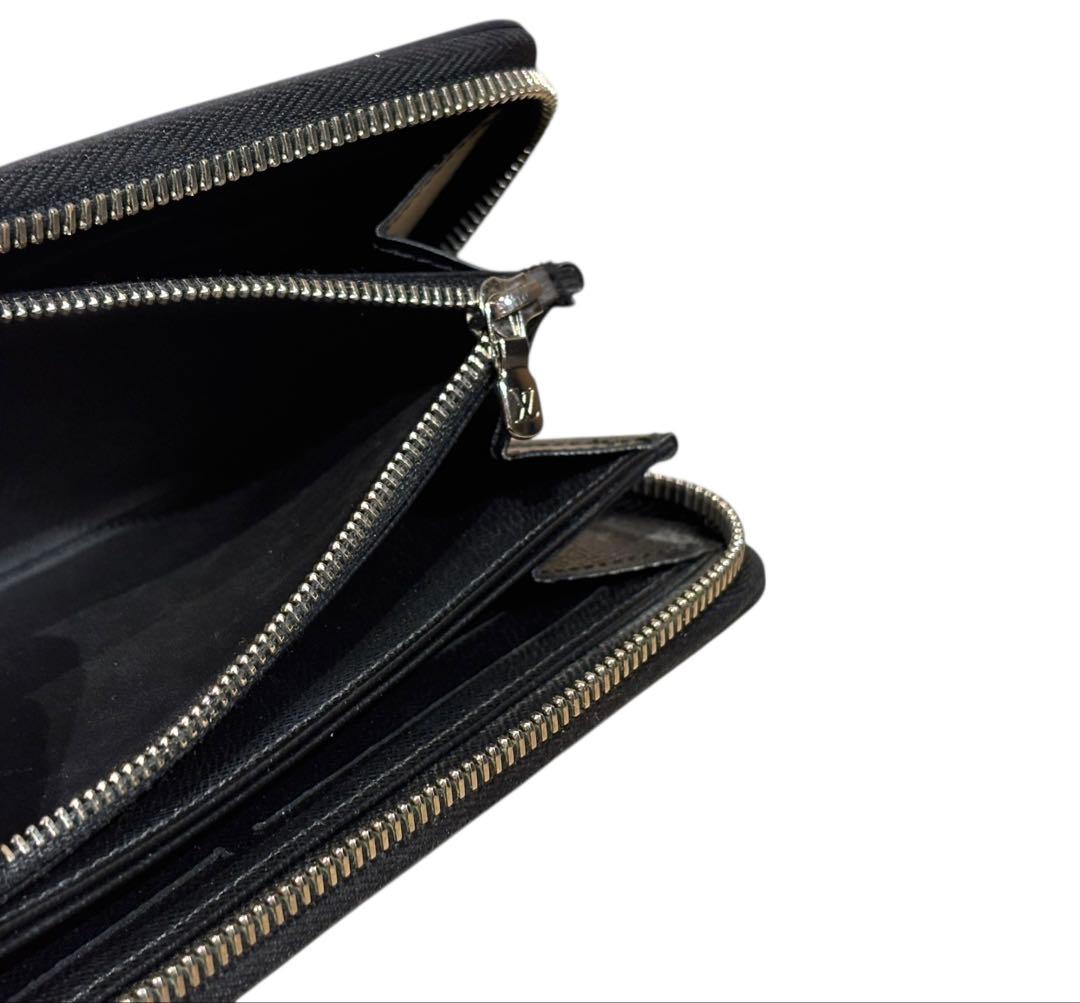 ルイヴィトン ジッピー ウォレット