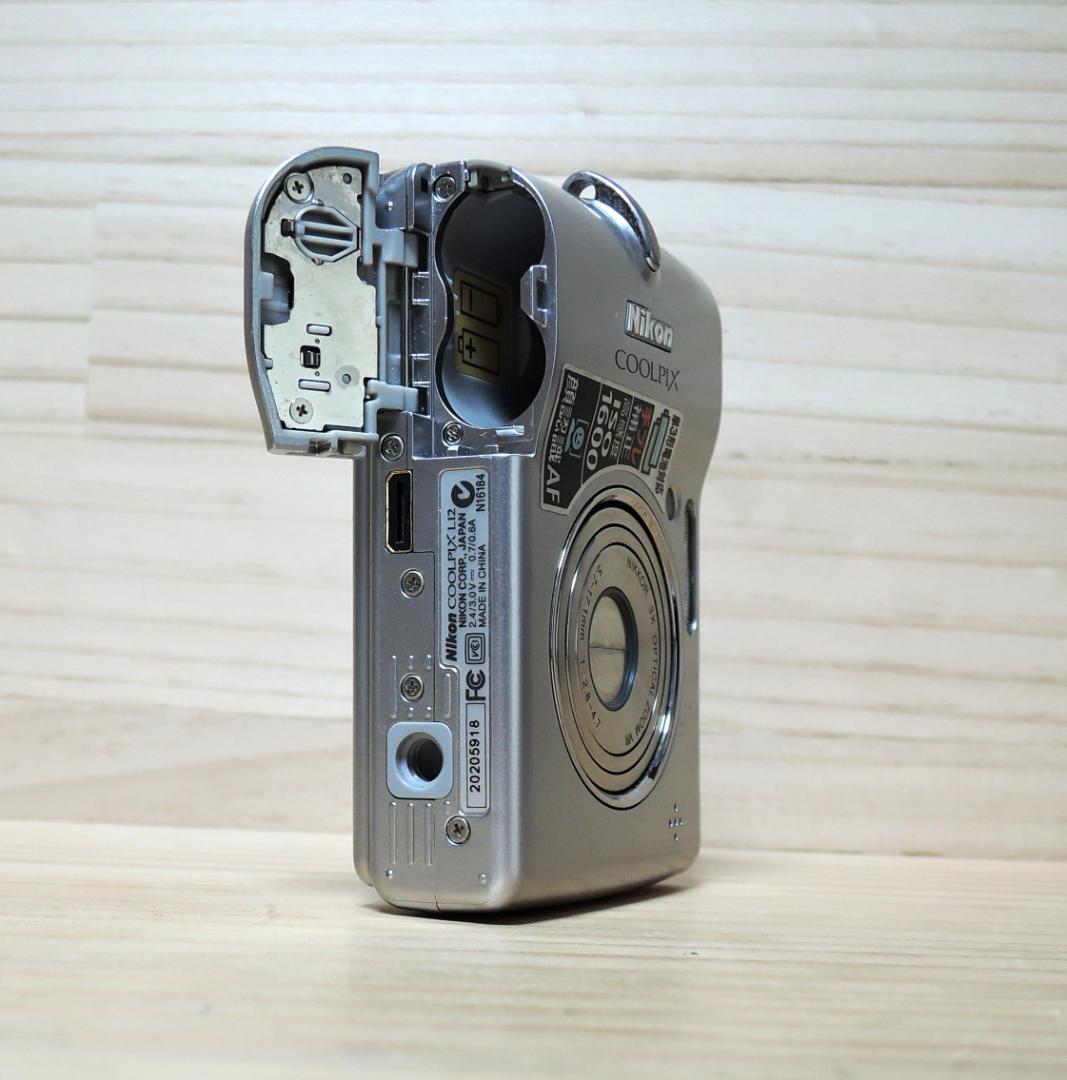 【美品】Nikon COOLPIX L12 デジタルカメラ　《動作確認済》