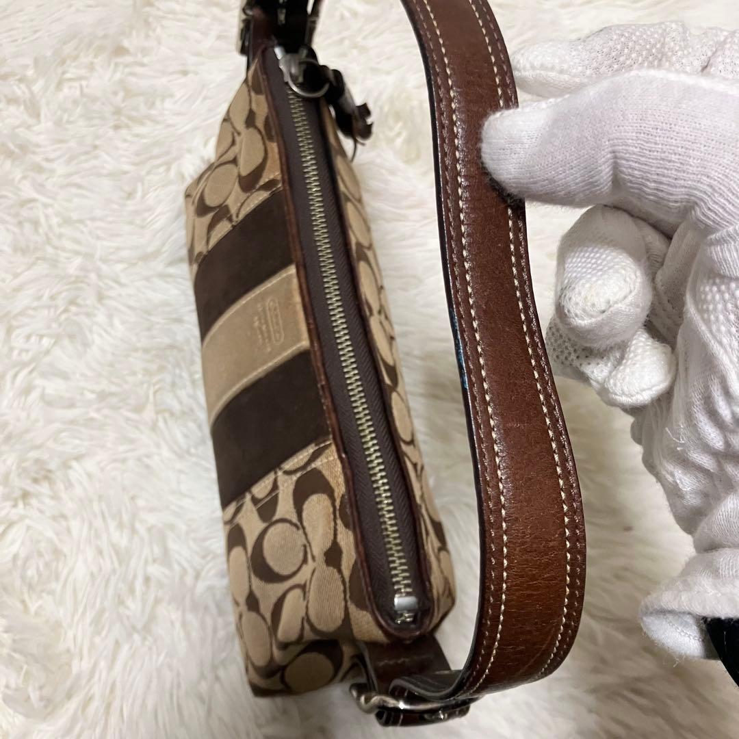 COACH アクセサリーポーチ 8K09 シグネチャー ストライプ チャーム