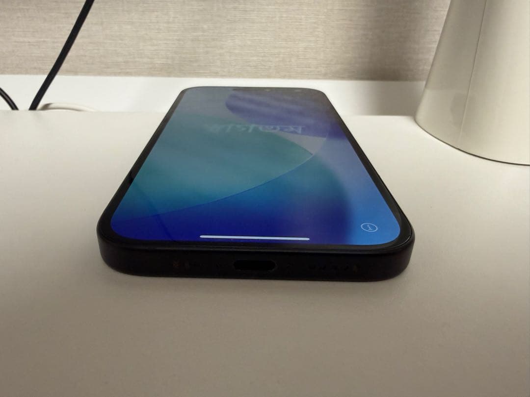 Apple iPhone 15 Black 本体　128GB