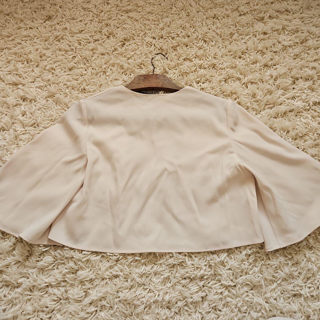 ANAYI バックサテンフレアスリーブボレロ