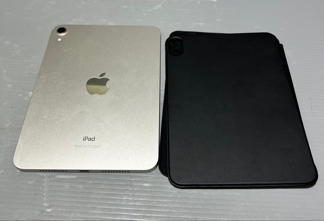 iPadmini6th generation64GB 画面の側面が壊れています。