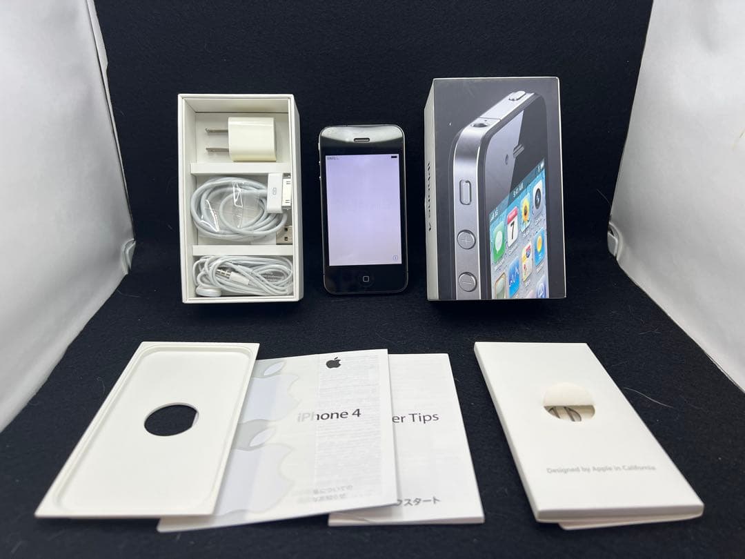 iPhone 4 本体　箱・付属品あり