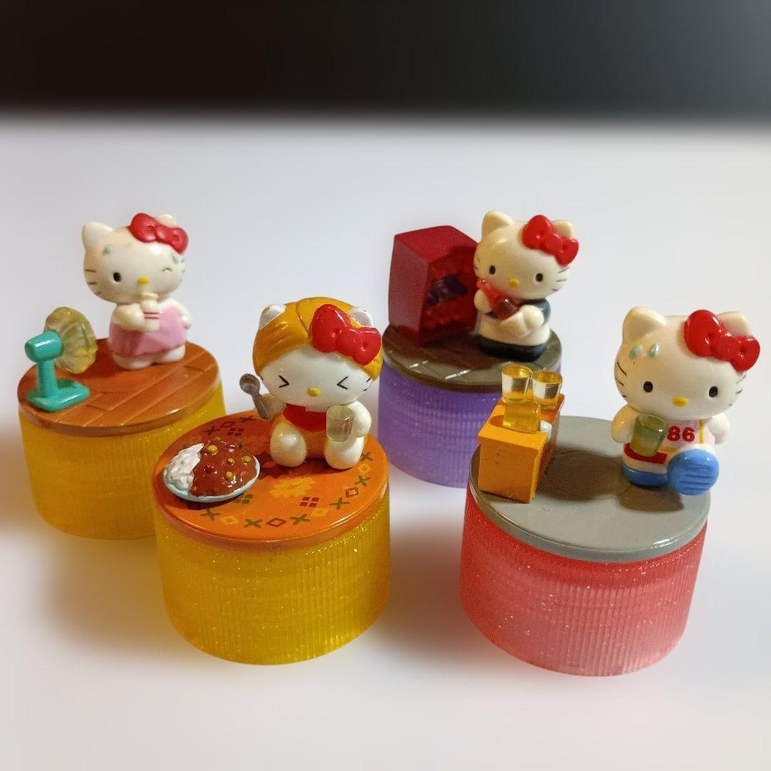 d*7様 平成レトロ★ハローキティ★ ★ペットボトルキャップ 4個セット