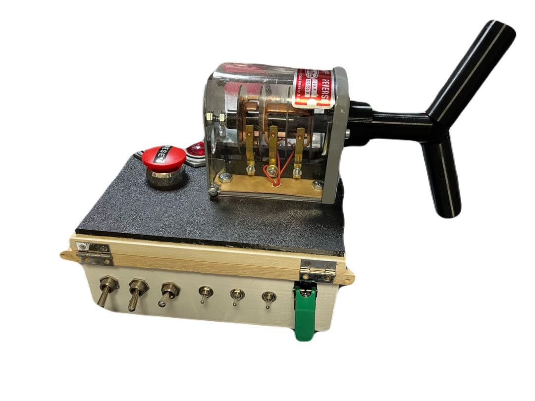 バックトゥザフューチャー　タイムサーキットスイッチ