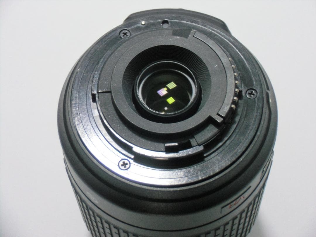 Nikon D3100 デジタル一眼レフカメラ　B057