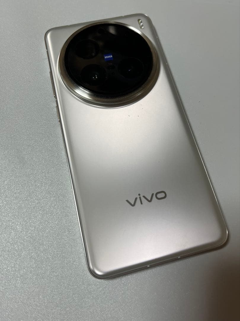 vivo X200 Pro 12+256GB 中国版 チタン