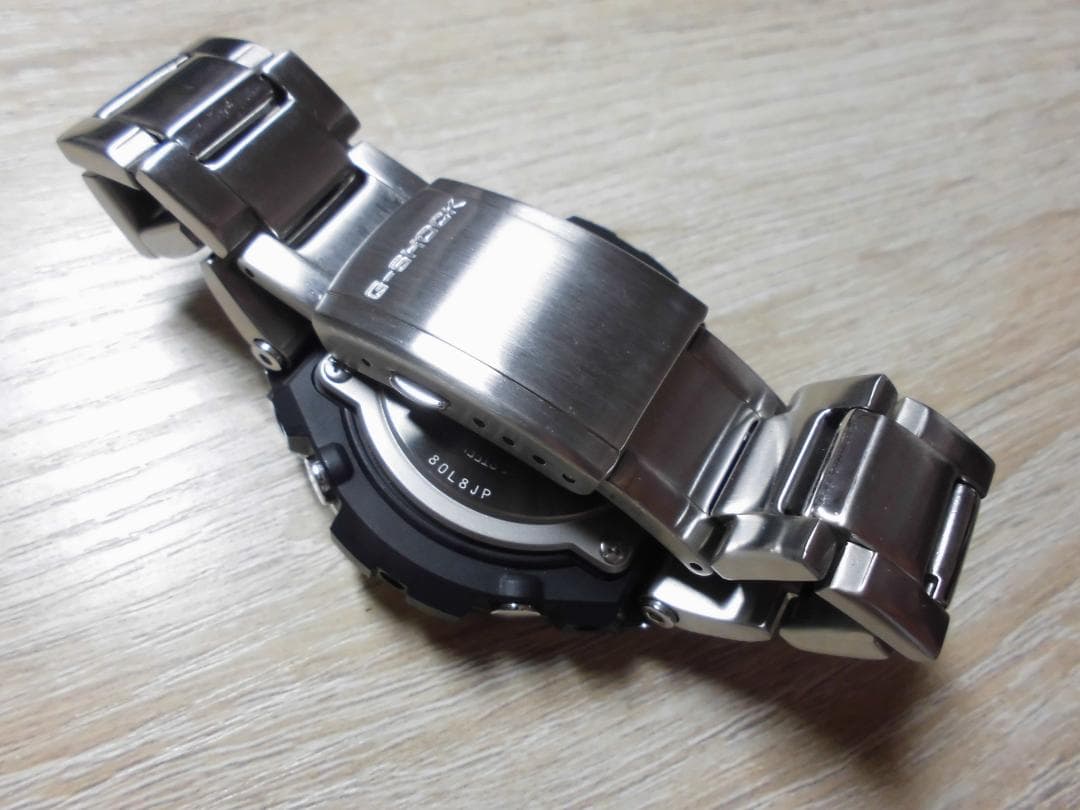 極美品！箱取説付 カシオ Gショック GST-W310D-1AJF 電波ソーラー