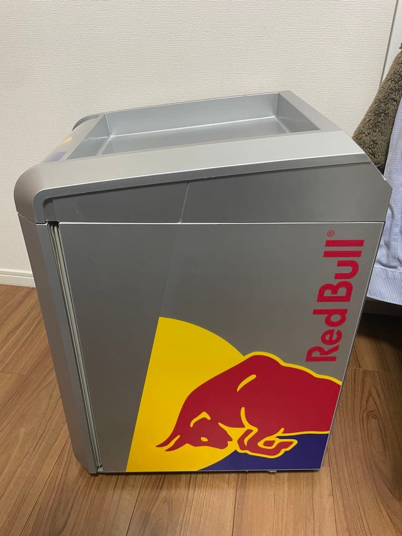 Red Bull 冷蔵庫 コンパクト ガラス扉　非売品 説明書付